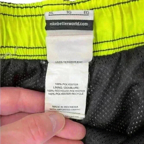 Nike Men’s XL Board Shorts Swimsuit Black and Yellow Neon Drawstring 11” inseam - Picture 7 of 8